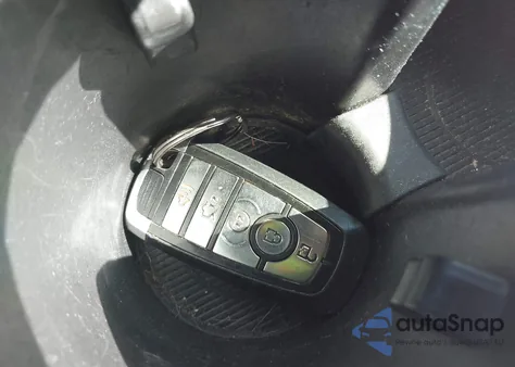 2017 Ford Edge Sel z USA, uszkodzony, nr VIN 2FMPK4J92HBB73196